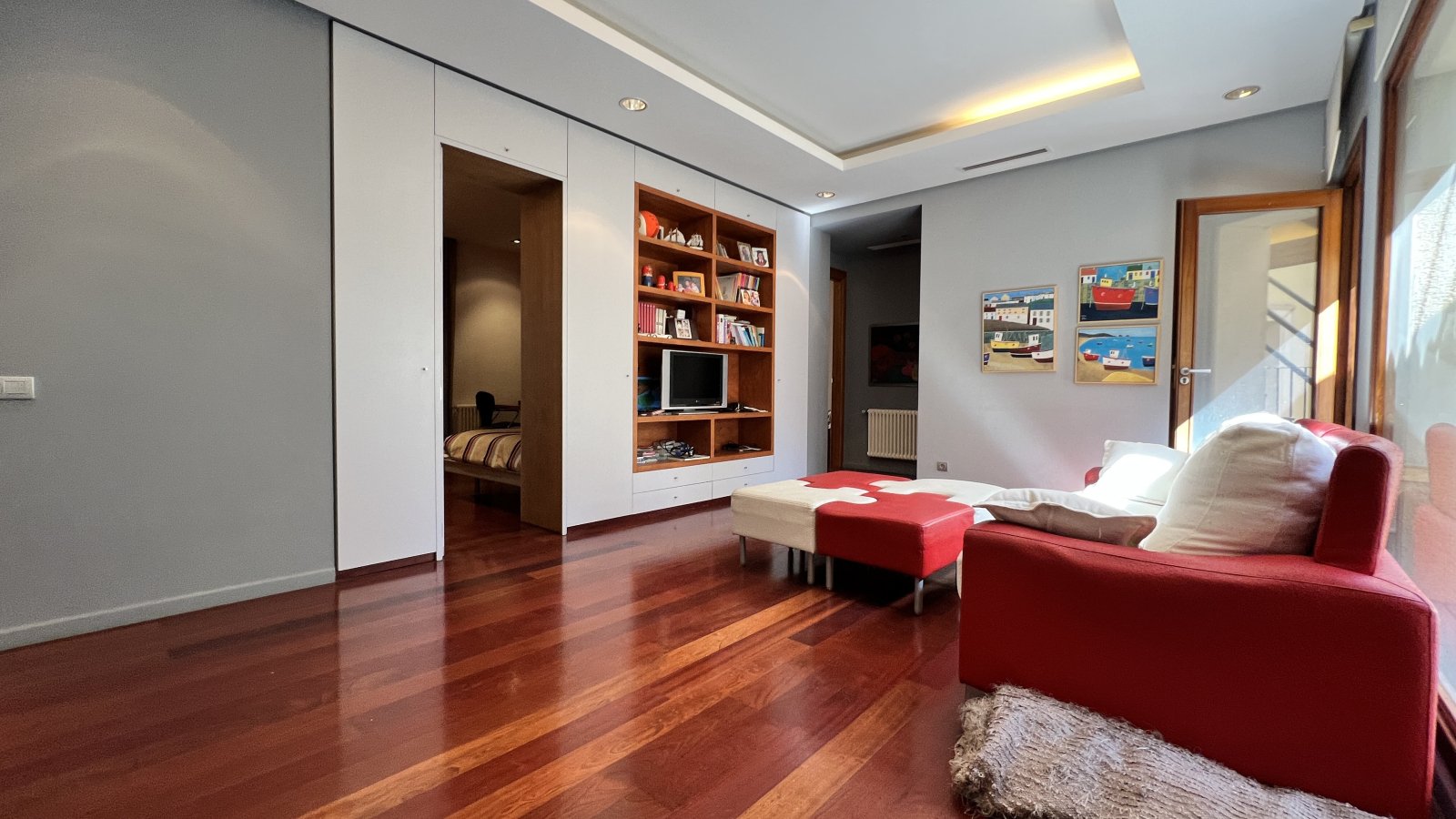 Bien d’investissement d’exception : Maison de ville traditionnelle offrant de multiples possibilités d’exploitation au centre de Pego