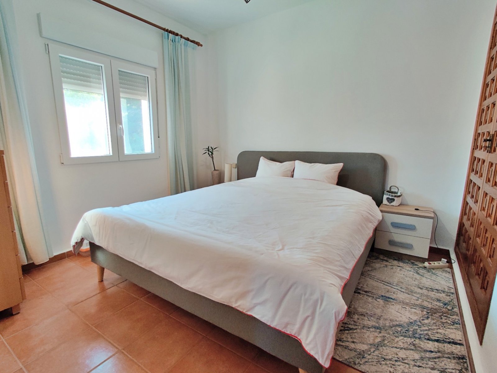 Villa avec 2 appartements séparés, piscine et vue sur la mer