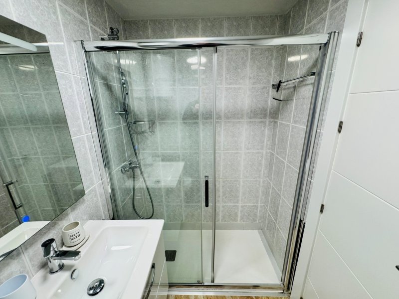 Appartement en bord de mer, exposé plein sud et disposant d'une licence touristique