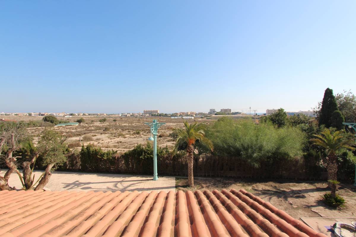 Grande villa rénovée à seulement 2 km de la mer