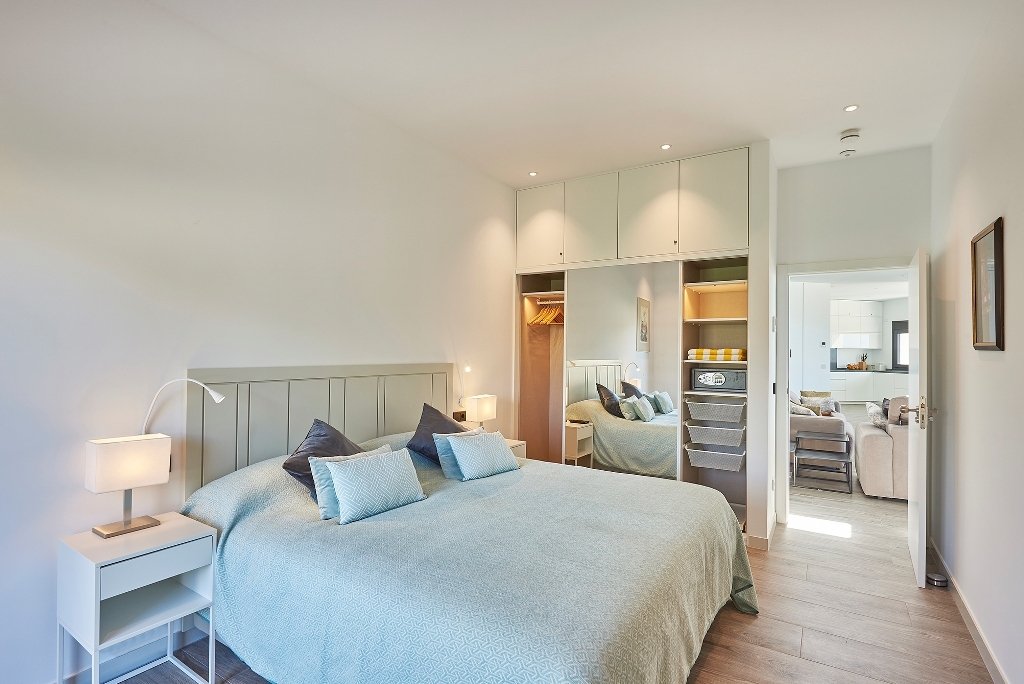 Moderne Luxusvilla mit 4 Schlafzimmern, 4 Bädern, Privatpool und atemberaubendem Ausblick