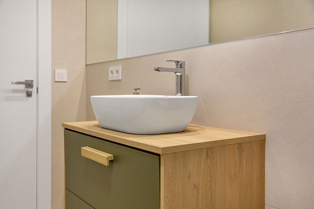 Appartements avec 2 chambres, 2 salles de bain et piscine commune à côté du La Serena Golfresort