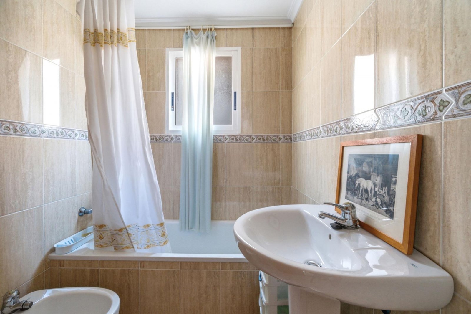 Appartement de 3 chambres avec grand garage privé près de la Playa de Los Locos