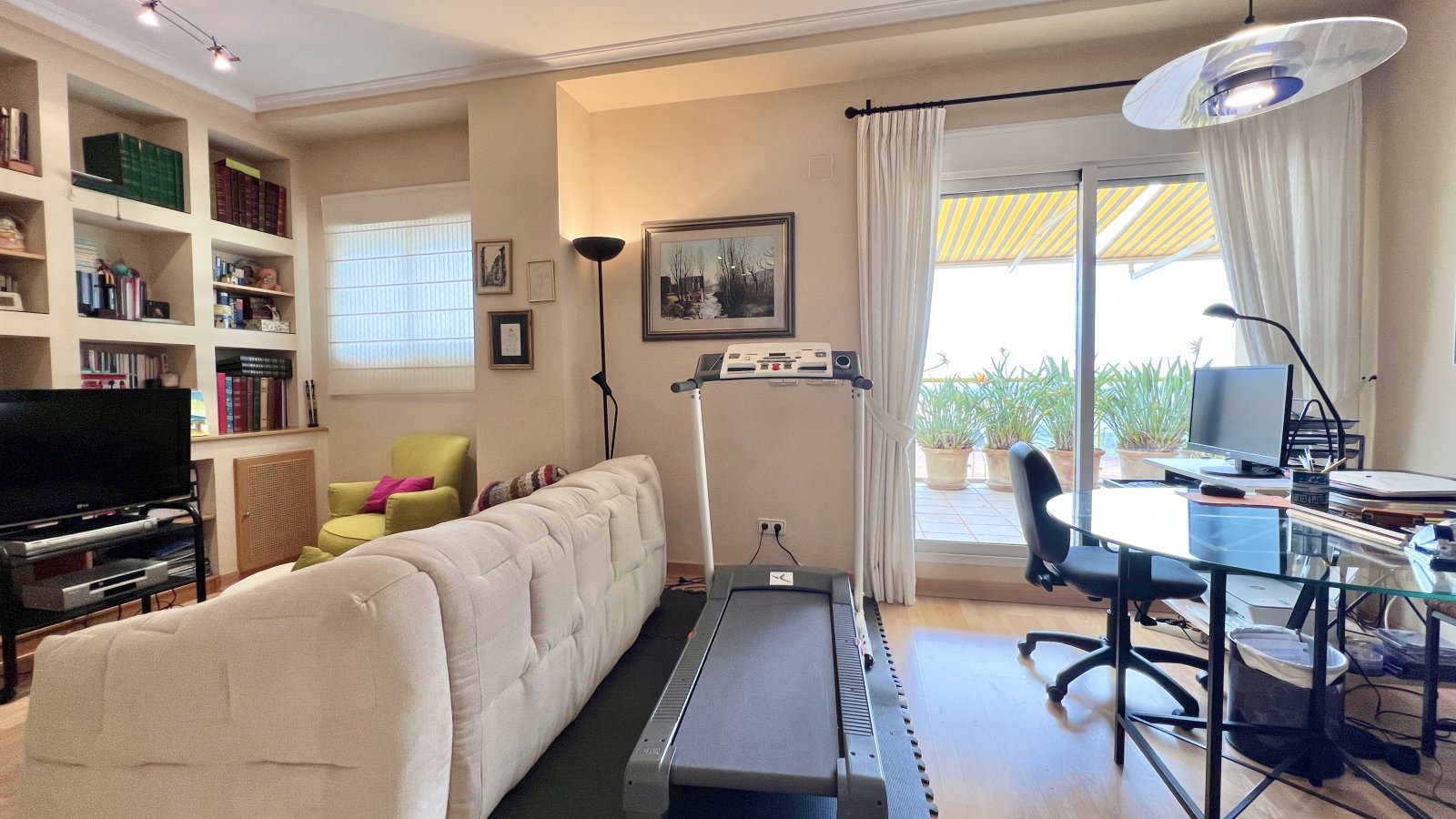 Penthouse duplex exclusif avec 4 chambres et piscine privée sur le toit-terrasse