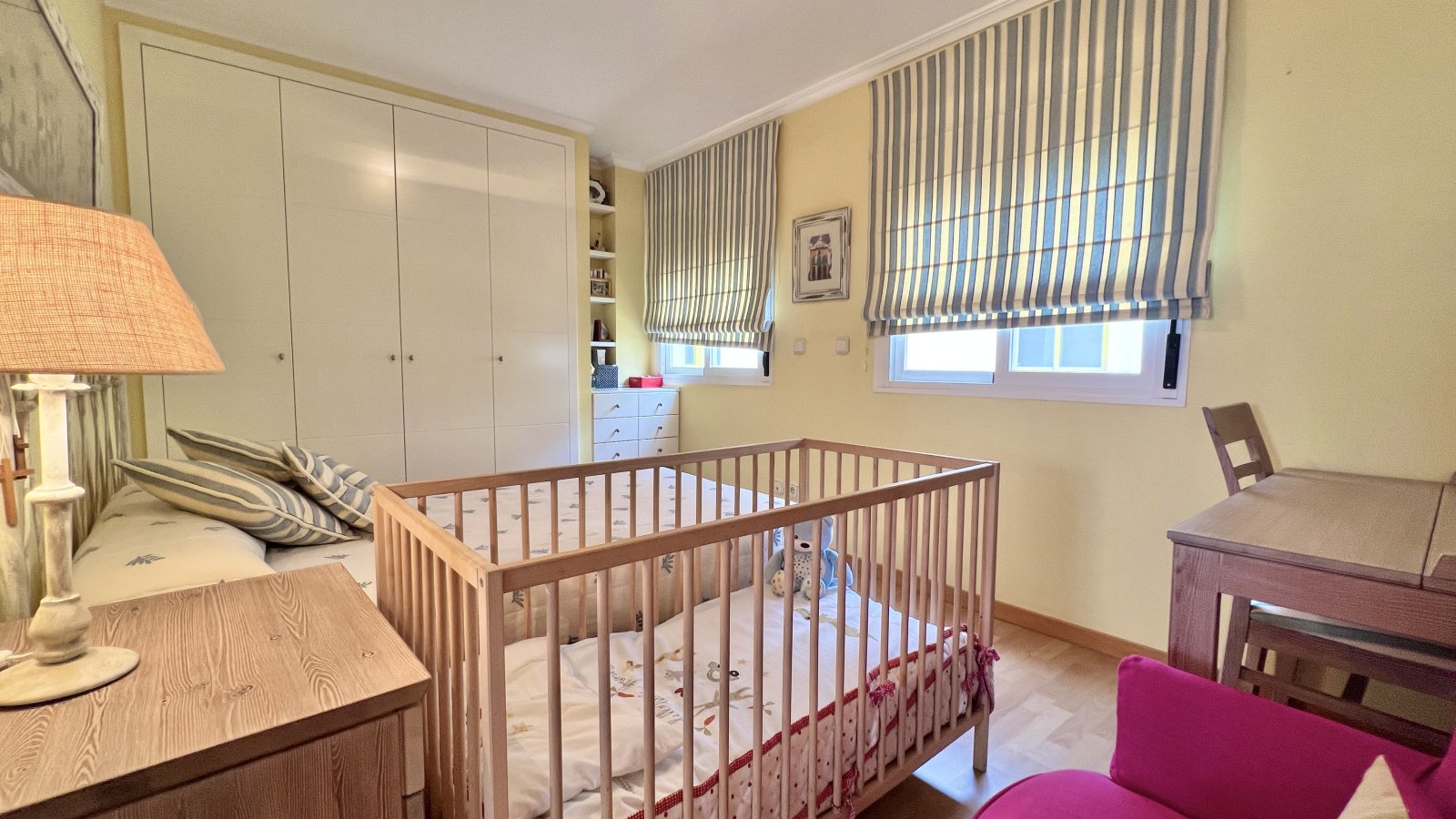 Penthouse duplex exclusif avec 4 chambres et piscine privée sur le toit-terrasse