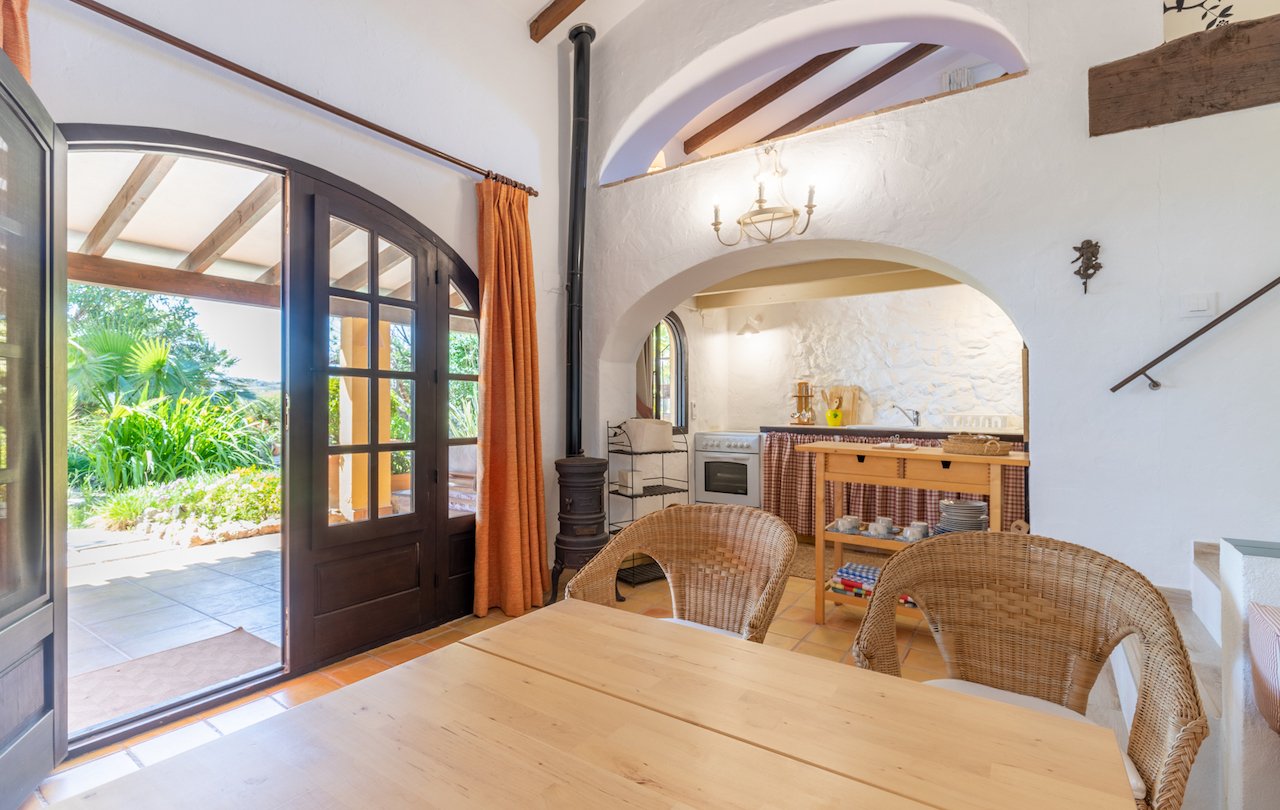 Magnifique propriété rustique de style valencien traditionnel, dotée de tous les détails luxueux