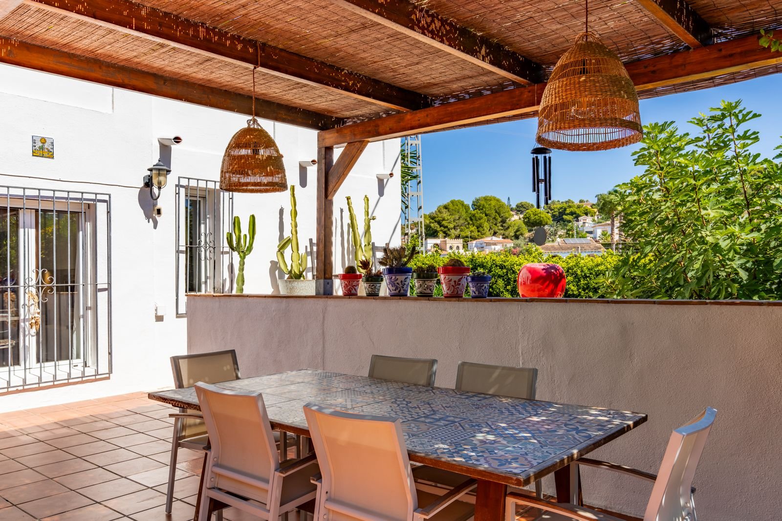 Charmante mediterrane Villa mit 3 Schlafzimmern, 2 Bädern und Privatpool nur 300 m vom Meer