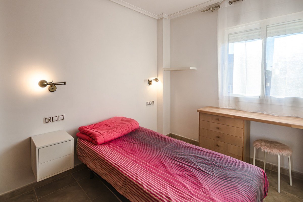 Großzügige Villa mit 4 Schlafzimmern und 2 Bädern in Benfis Park