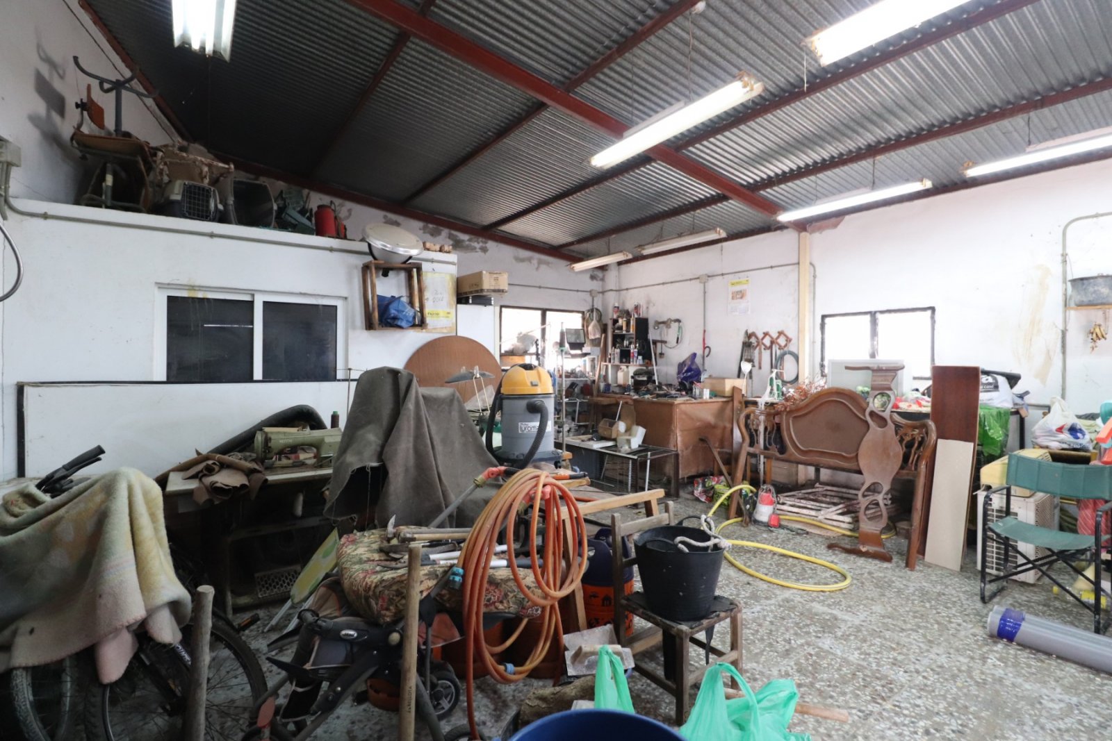 Freistehendes Haus mit 5 Schlafzimmern, 2 Bädern, Garage und schönem Ausblick