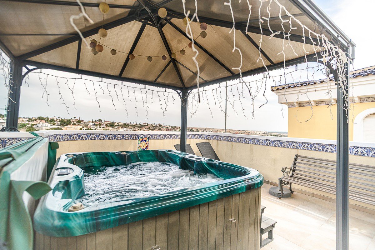 Magnifique villa indépendante avec appartement d'amis et vue sur la mer