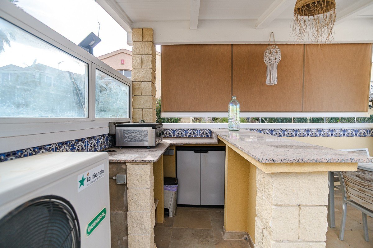 Magnifique villa indépendante avec appartement d'amis et vue sur la mer