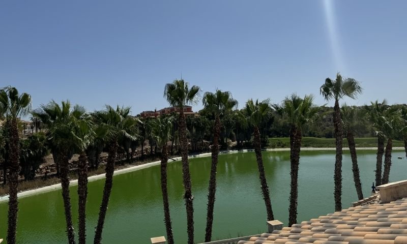 Freistehende Villa mit privatem Pool, Garage und herrlicher Aussicht am Golfplatz Las Ramblas