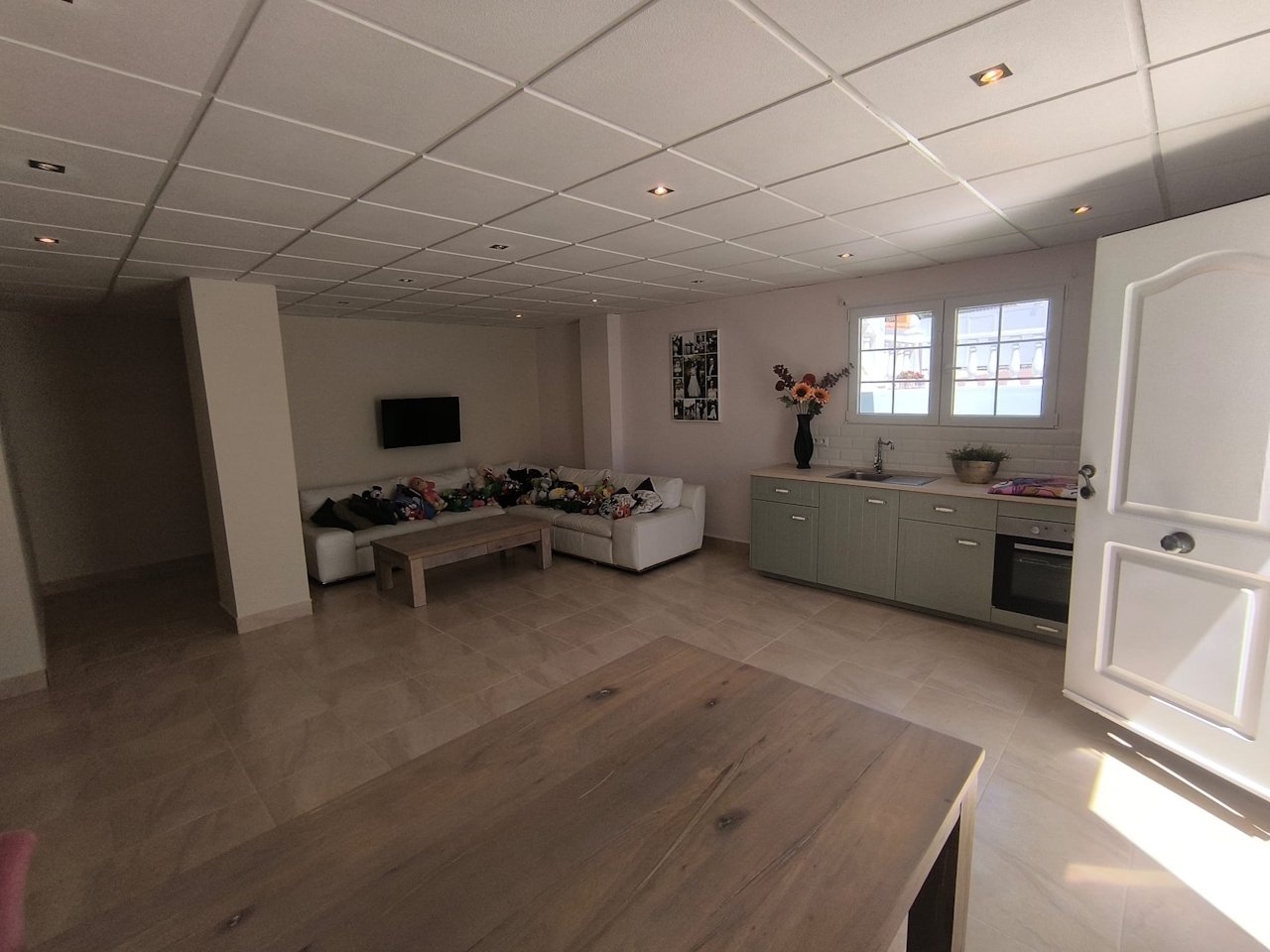 Villa individuelle avec 5 chambres, 2 salles de bains et piscine privée à La Escuera