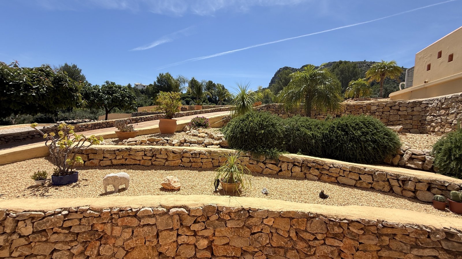 Une superbe villa avec un vaste terrain et une intimité totale, située près de Denia, Oliva et Jávea