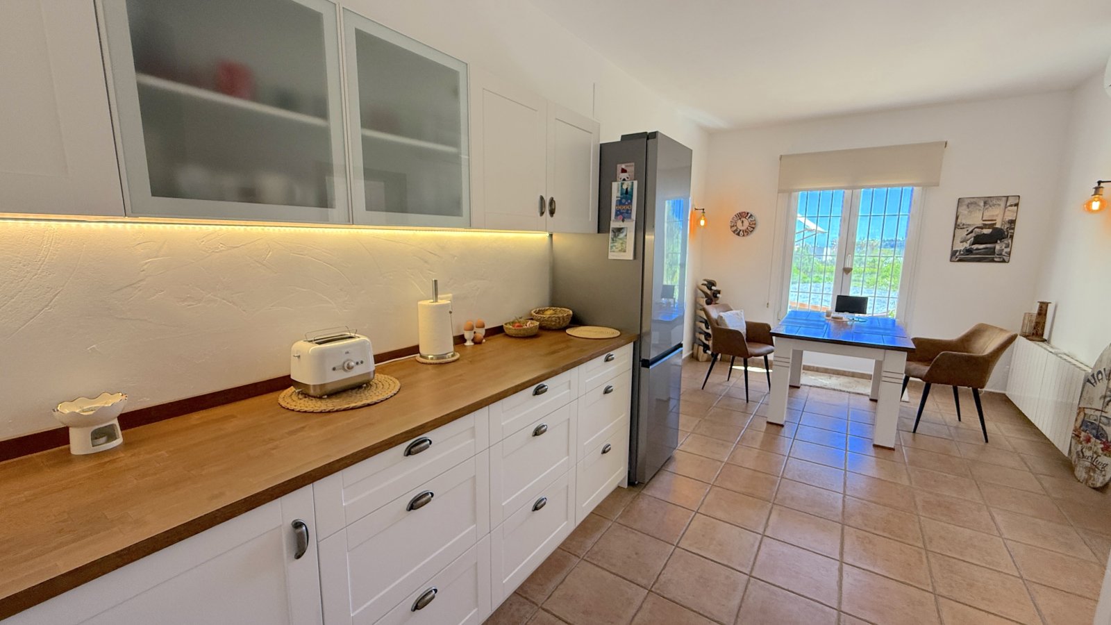 Une superbe villa avec un vaste terrain et une intimité totale, située près de Denia, Oliva et Jávea