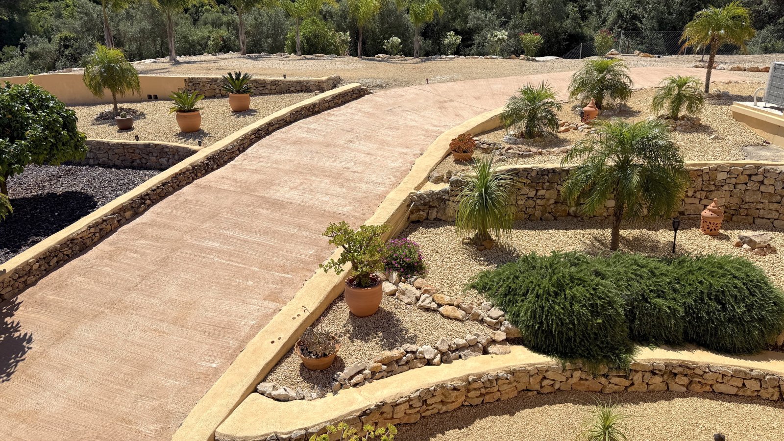 Une superbe villa avec un vaste terrain et une intimité totale, située près de Denia, Oliva et Jávea