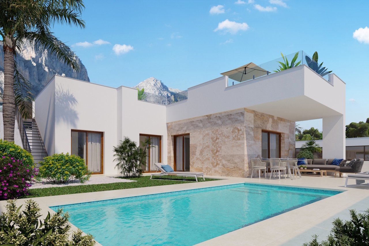 Villas de plain-pied comprenant 3 chambres, 3 salles de bains, une cuisine équipée avec électroménager, une piscine privée et une vue sur la mer