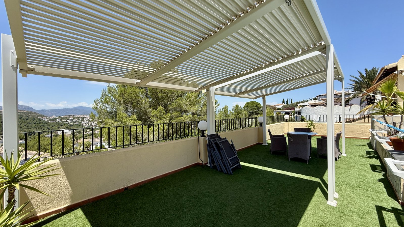 Exklusive Villa mit Pool und hochwertiger Ausstattung in Monte Pego