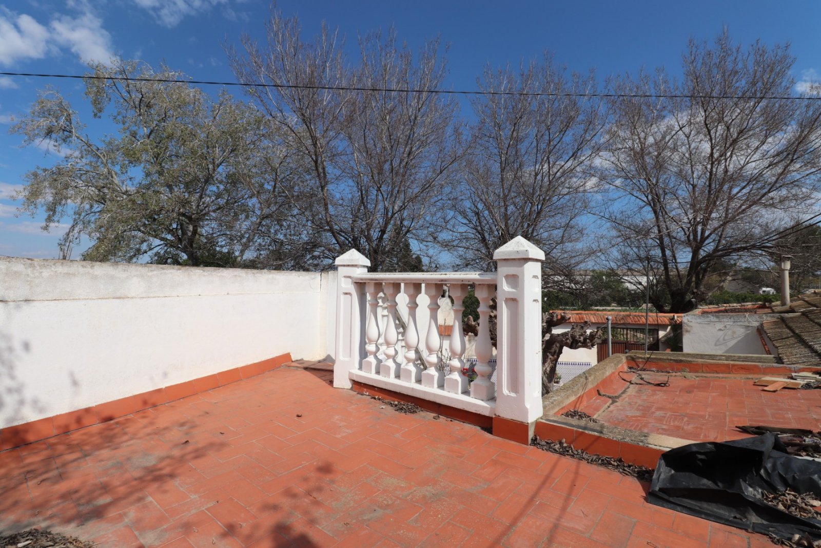 Freistehendes Haus mit 5 Schlafzimmern, 2 Bädern, Garage und schönem Ausblick