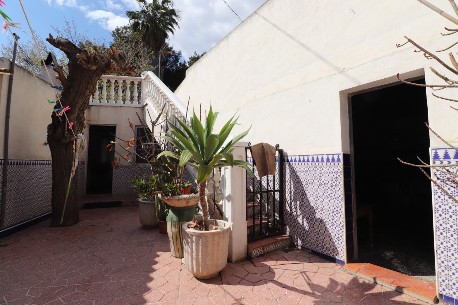 Freistehendes Haus mit 5 Schlafzimmern, 2 Bädern, Garage und schönem Ausblick