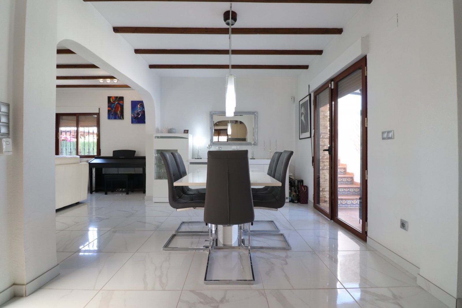 Villa de 3 chambres, 2 salles de bains et piscine privée à Fincas de La Vega
