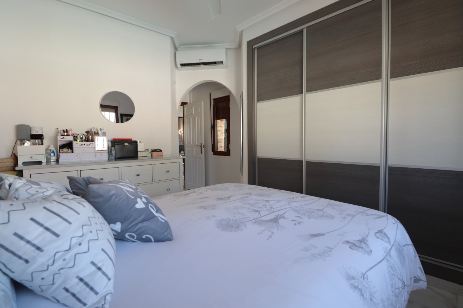 Villa de 3 chambres, 2 salles de bains et piscine privée à Fincas de La Vega