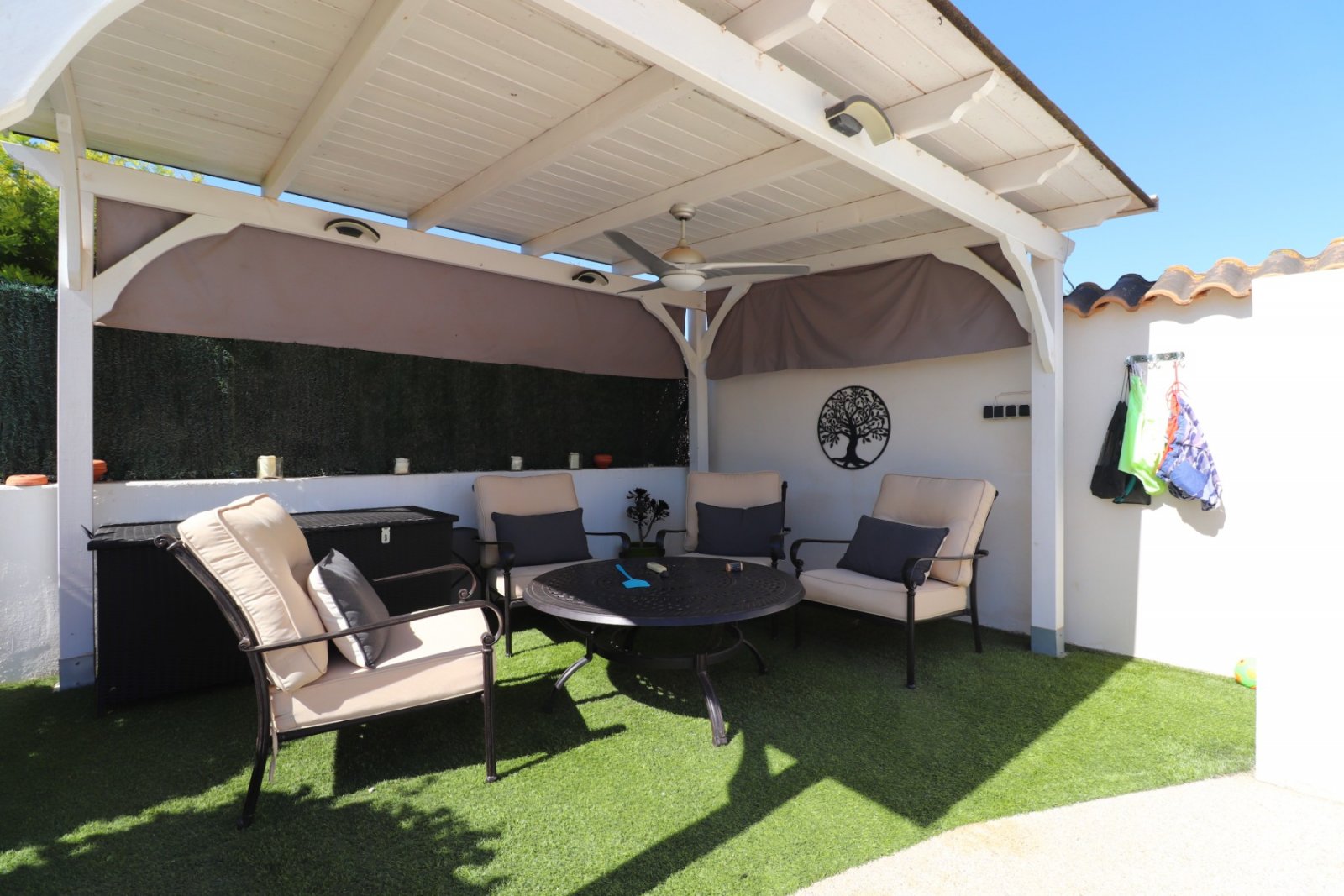Villa de 3 chambres, 2 salles de bains et piscine privée à Fincas de La Vega