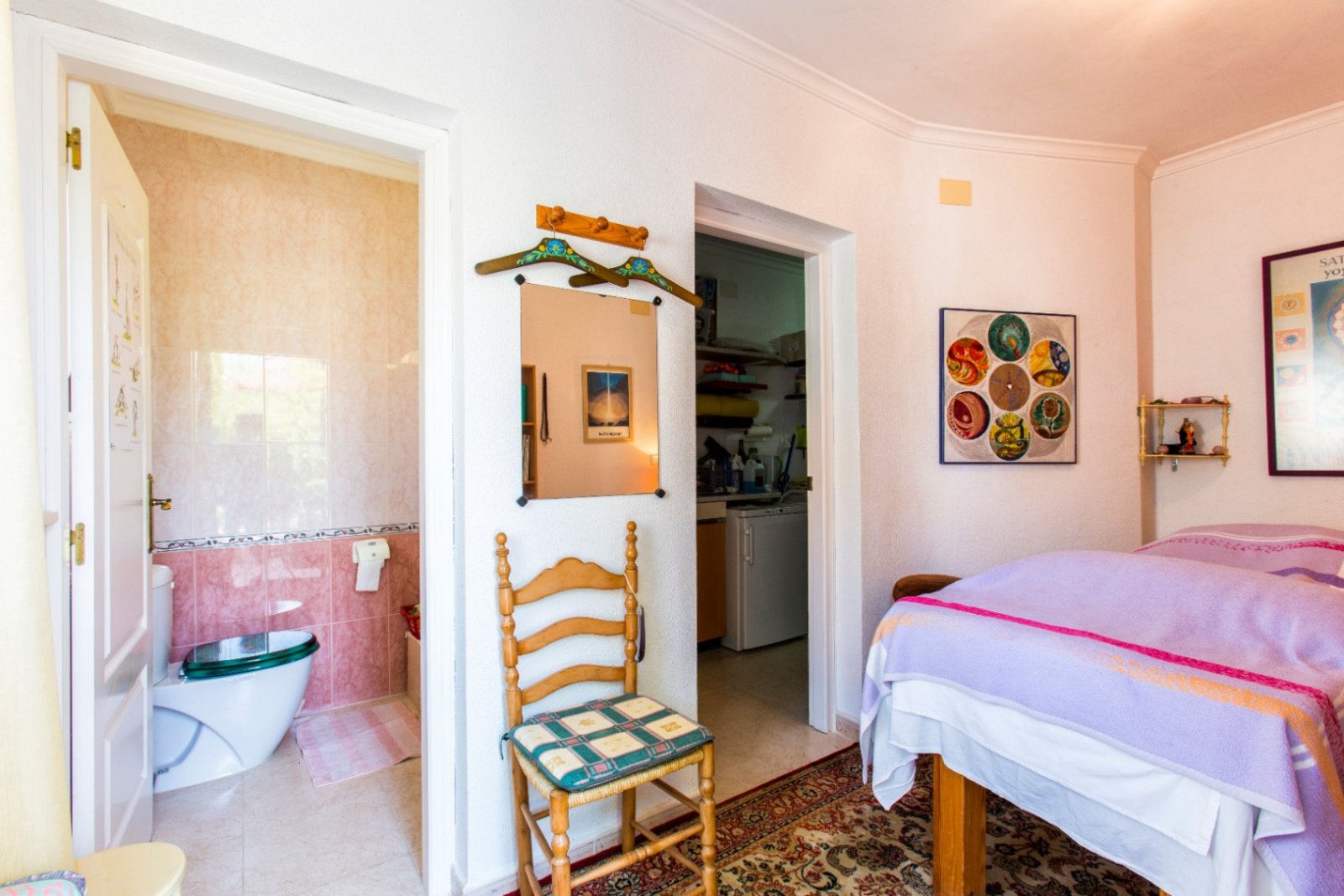 Villa avec un appartement pour invités, piscine à eau salée, panneaux solaires, vue sur la Bernia et emplacement calme près de la plage