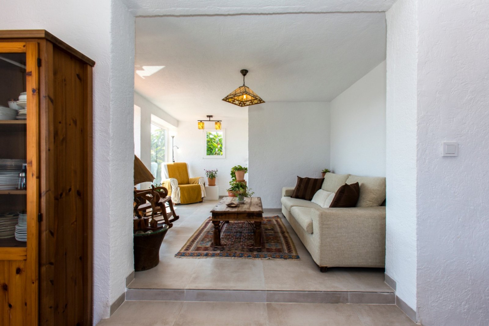 Villa à Monte Pedreguer avec vue sur la mer, logement pour les invités, quatre chambres, terrain plat, terrasse sur le toit et espace pour une piscine