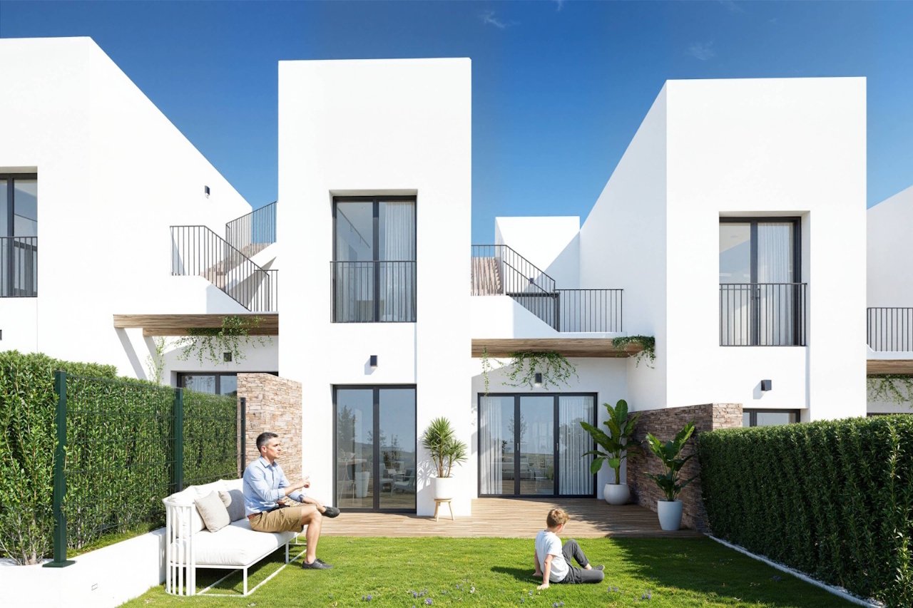 Orito: Beaux maisons mitoyennes de 3 chambres et 3 salles de bains avec cave, toit-terrasse, place de parking et piscine communautaire au golf d'Alenda Orito: Beaux maisons mitoyennes de 3 chambres et 3 salles de bains avec cave, toit-terrasse, place de parking et piscine communautaire au golf d'Alenda