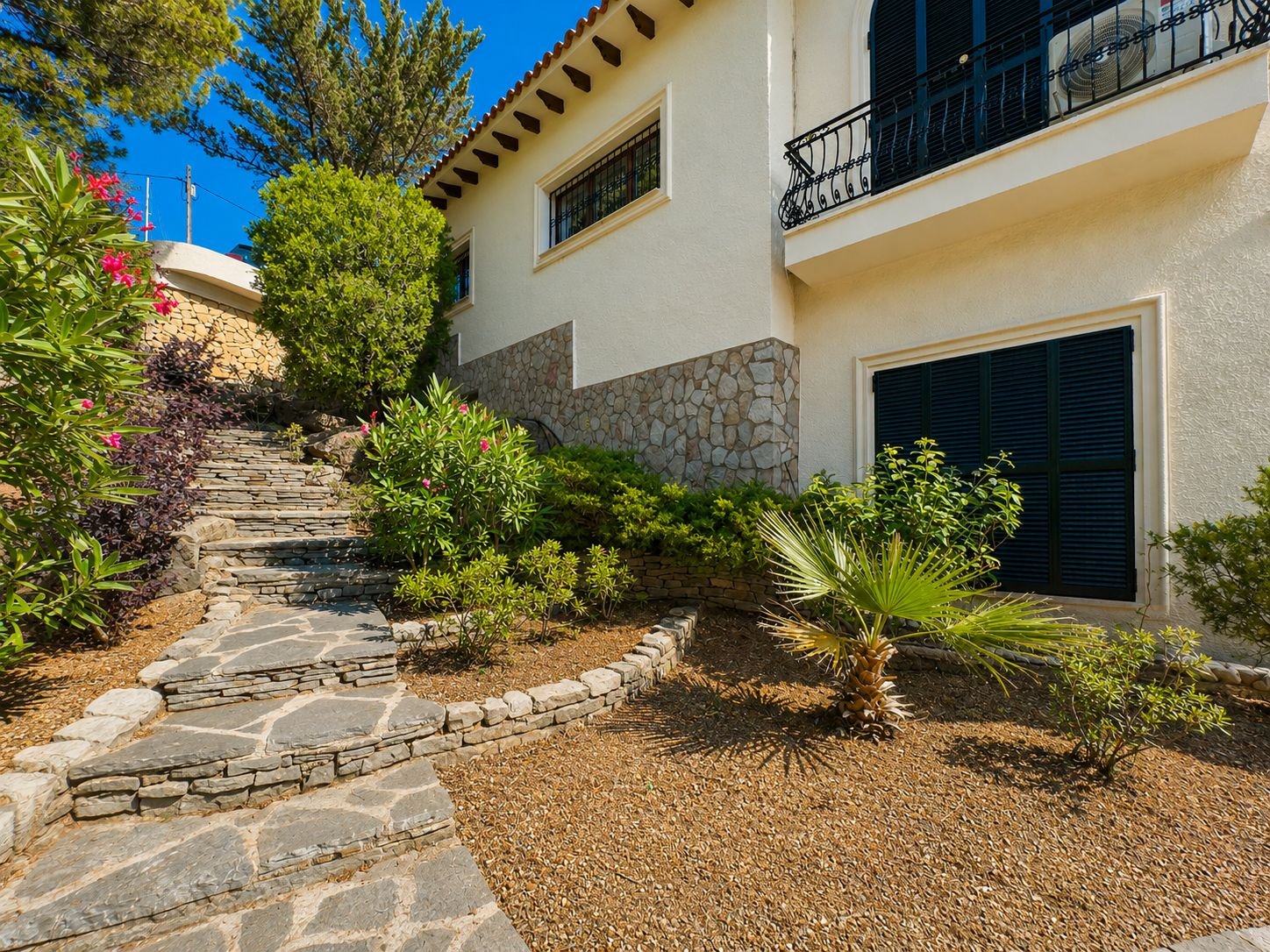 Villa de luxe exceptionnelle avec vues panoramiques dans un emplacement superbe près du parcours de golf d'Altea