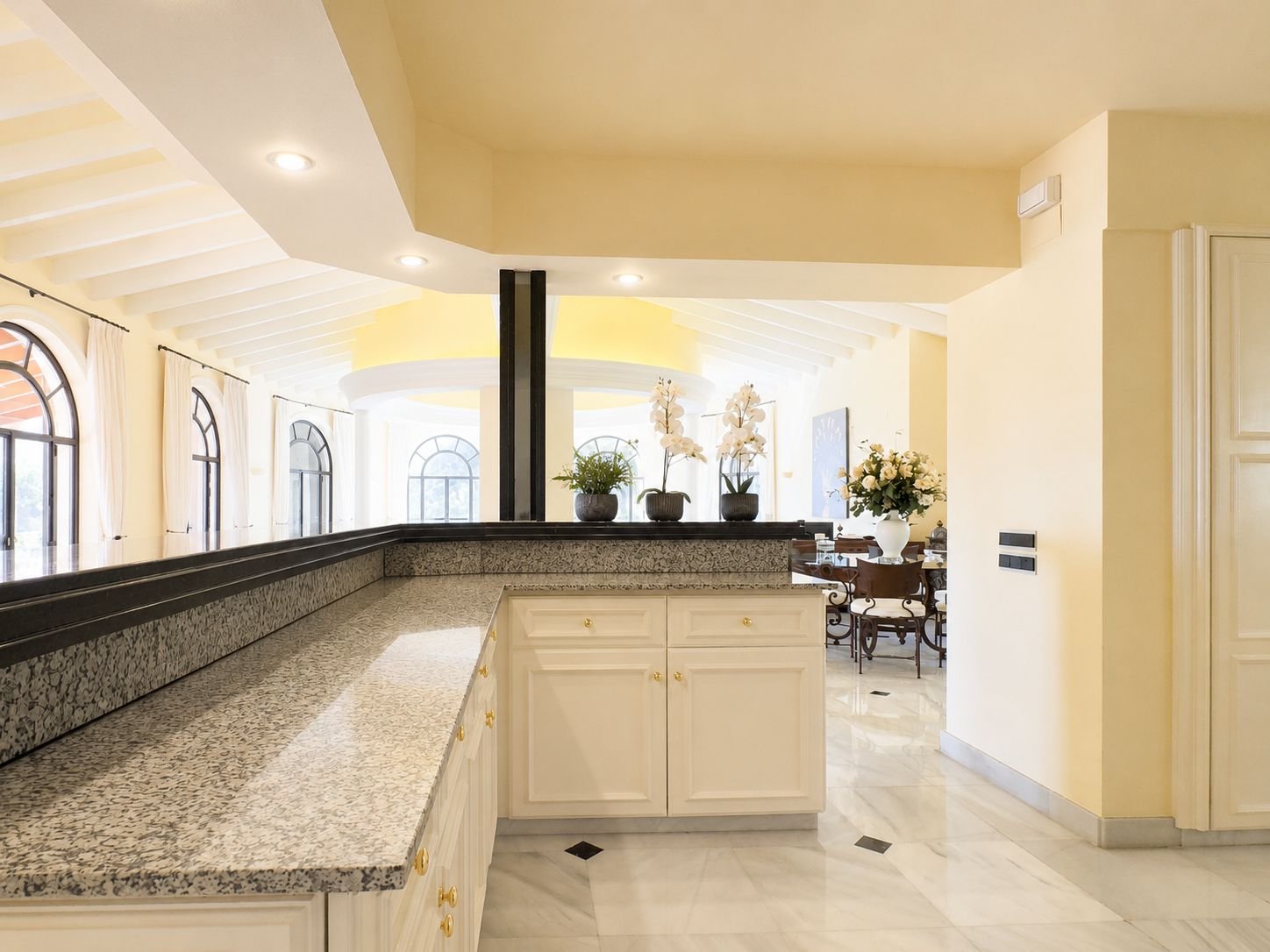Villa de luxe exceptionnelle avec vues panoramiques dans un emplacement superbe près du parcours de golf d'Altea