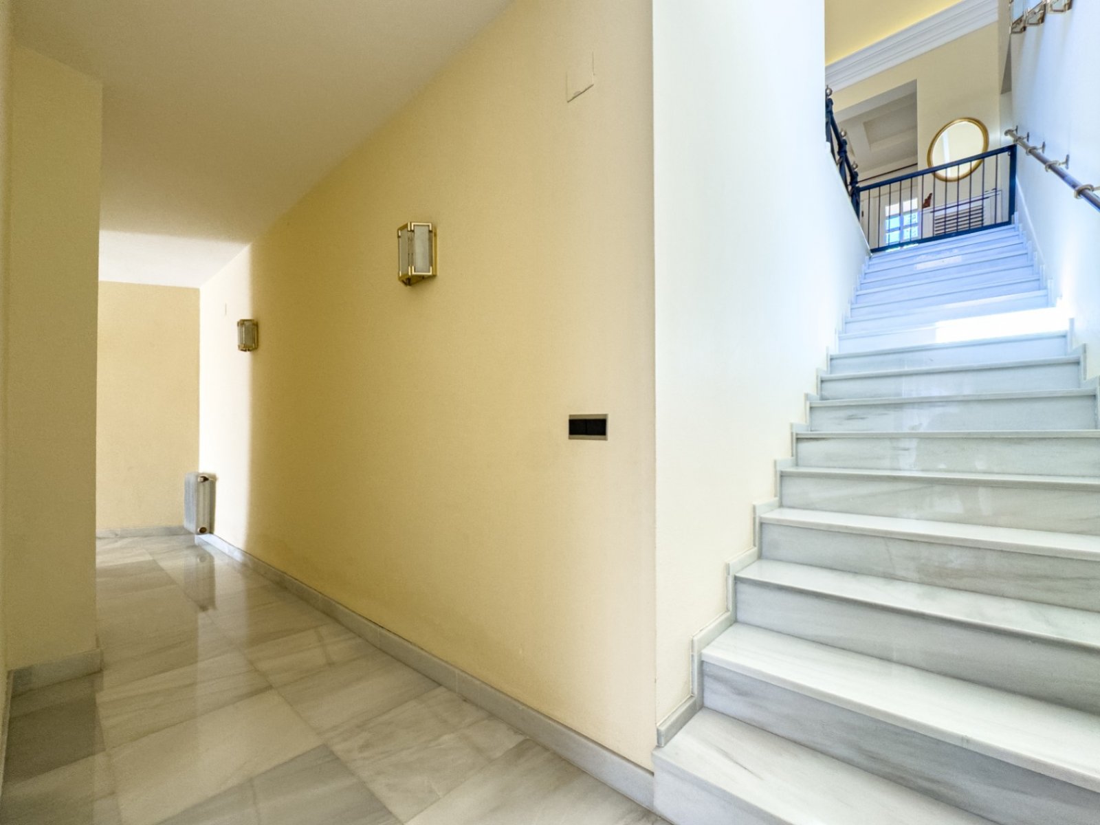 Villa de luxe exceptionnelle avec vues panoramiques dans un emplacement superbe près du parcours de golf d'Altea
