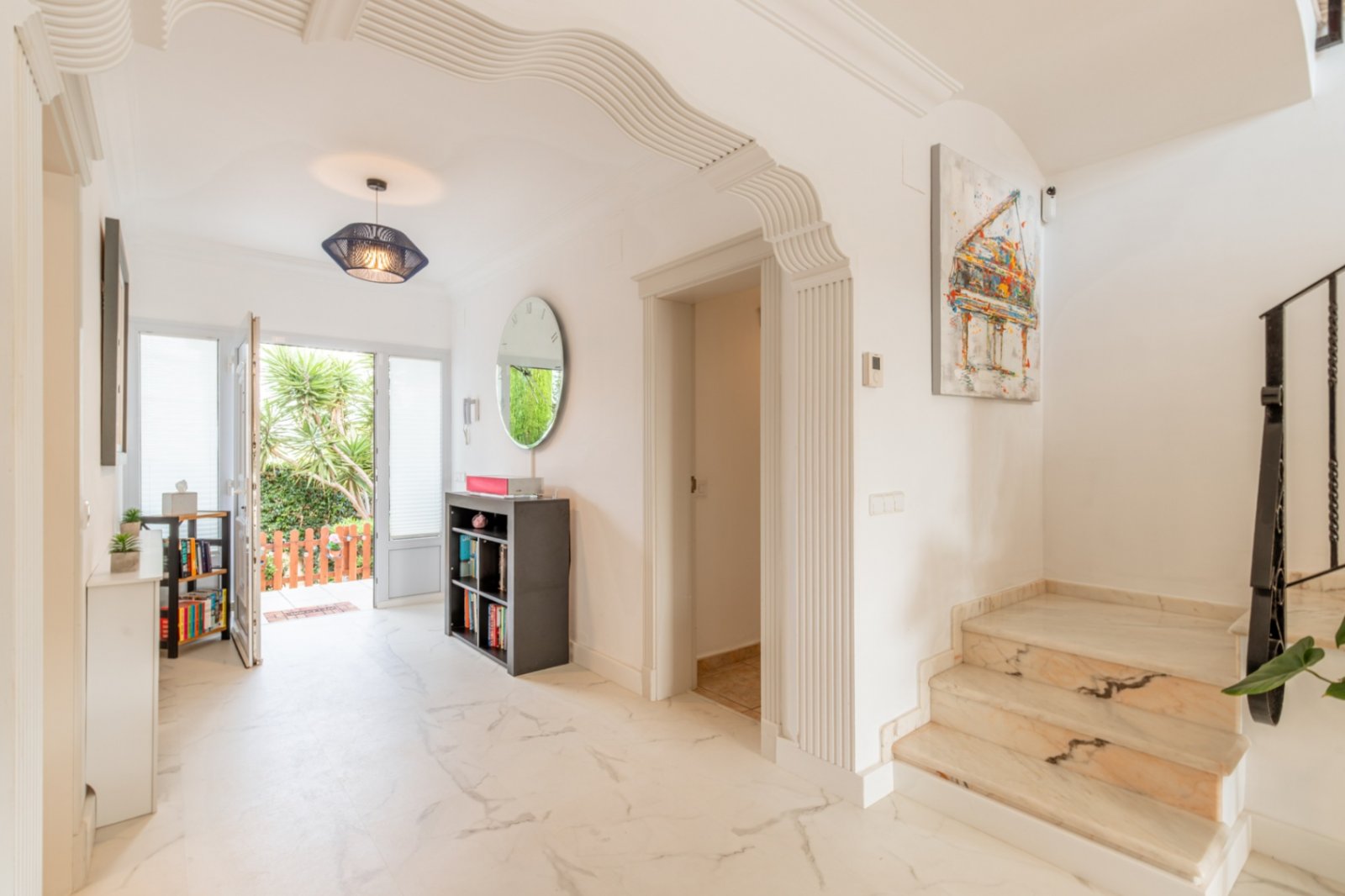 Villa de 3 chambres, 3 salles de bains, garage, piscine privée et vue sur la mer et la montagne près d'El Portet