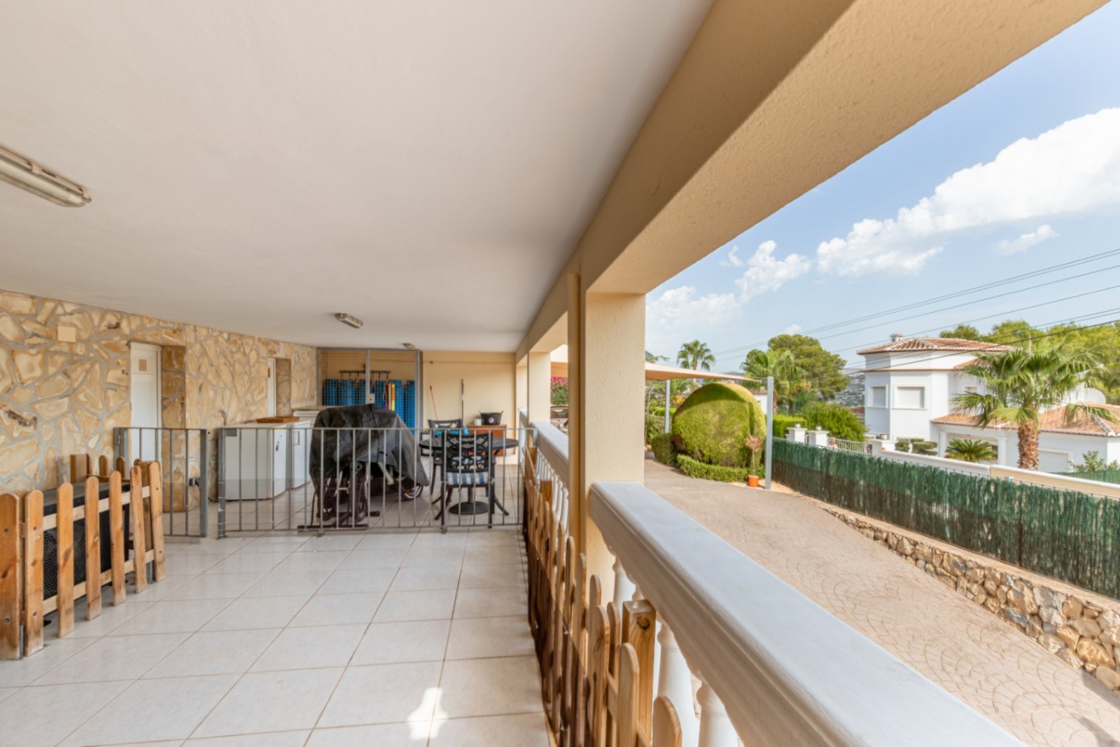 Villa de 3 chambres, 3 salles de bains, garage, piscine privée et vue sur la mer et la montagne près d'El Portet