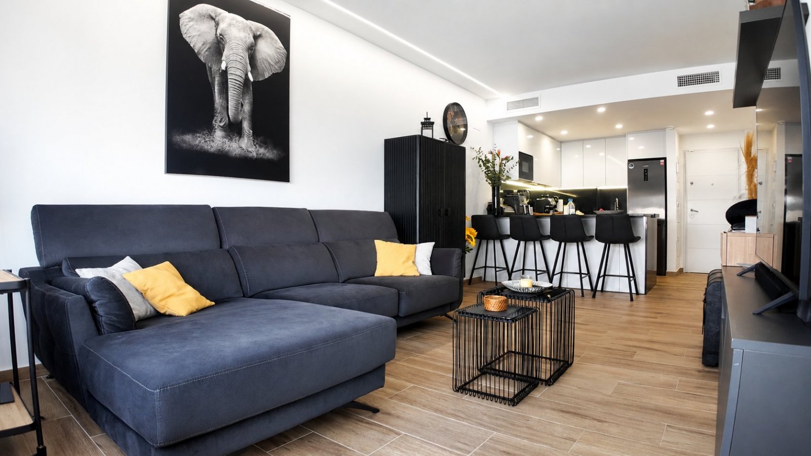 Penthouse moderne avec solarium spacieux et piscine à Villamartín