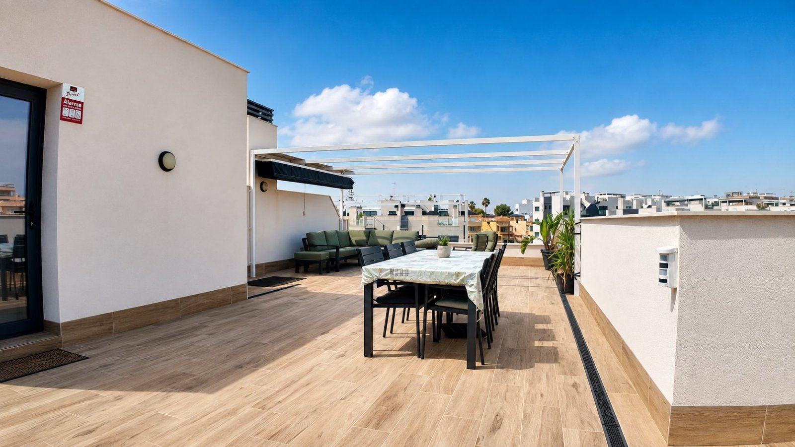 Penthouse moderne avec solarium spacieux et piscine à Villamartín
