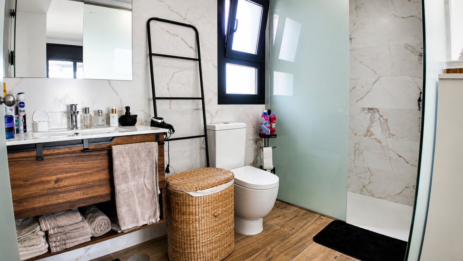 Penthouse moderne avec solarium spacieux et piscine à Villamartín