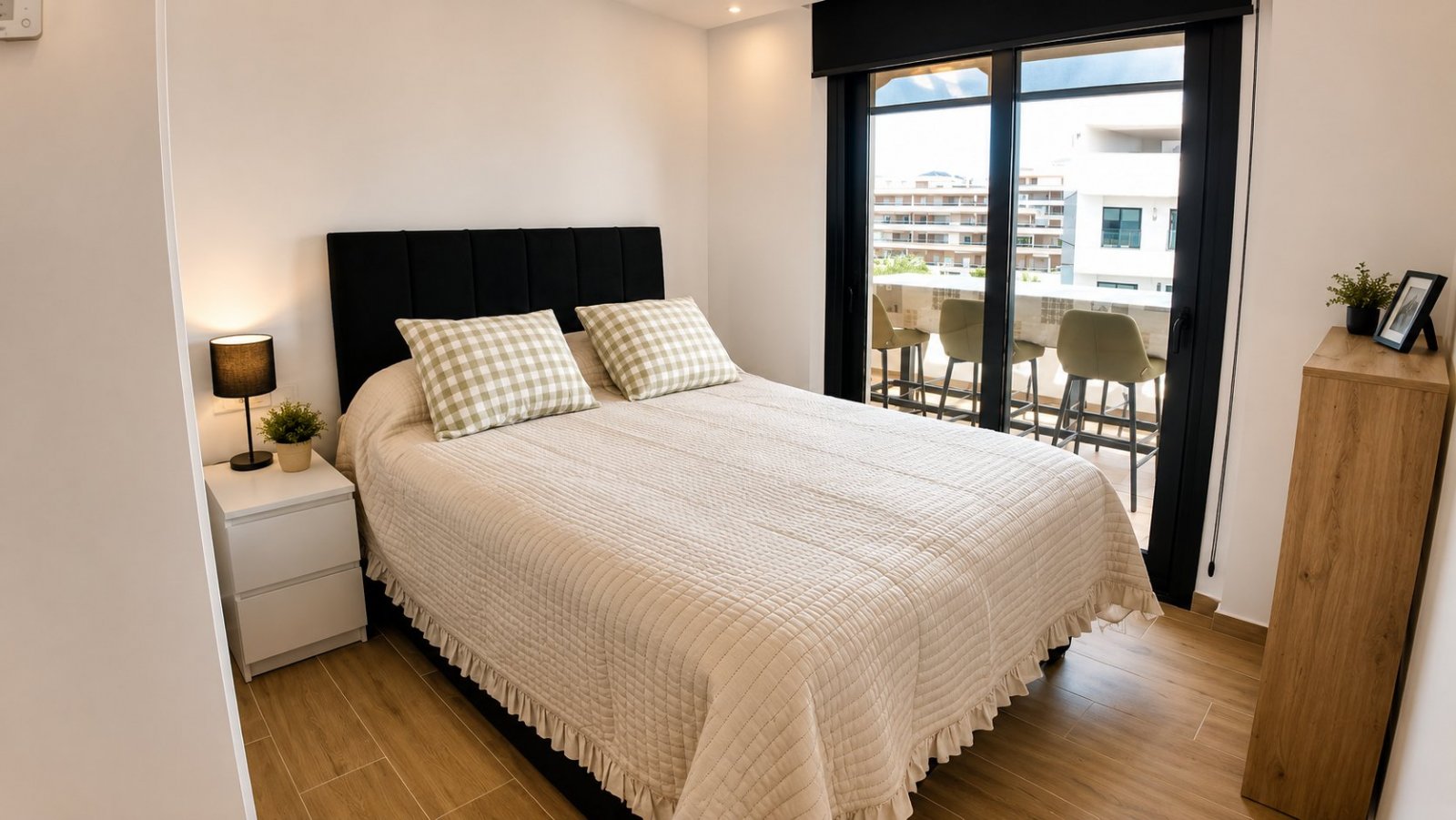 Penthouse moderne avec solarium spacieux et piscine à Villamartín