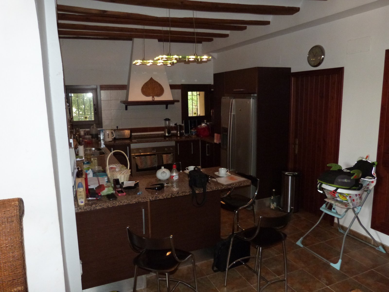 Grande maison de campagne de 15 chambres dans un endroit attrayant