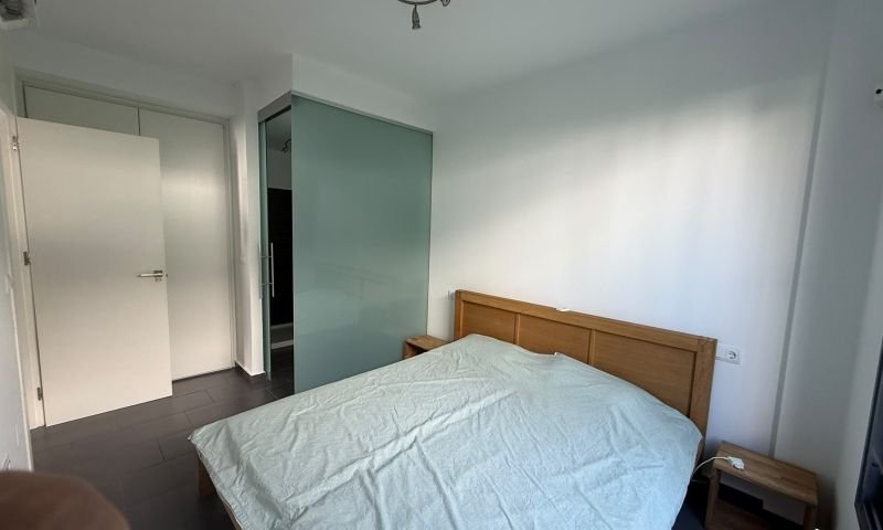 Maison avec 2 chambres, 2 salles de bains, une terrasse sur le toit et une piscine commune