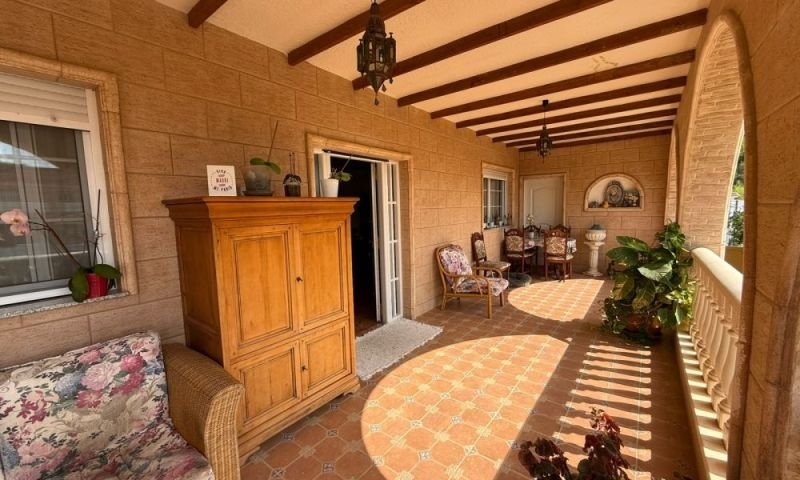 Villa individuelle avec 5 chambres et 6 salles de bains