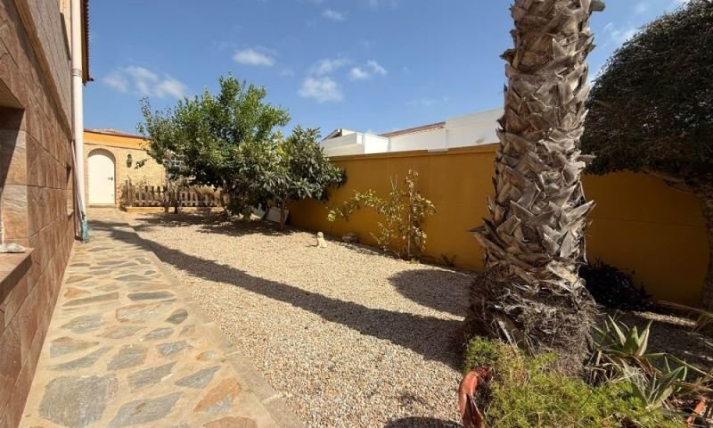 Villa individuelle avec 5 chambres et 6 salles de bains