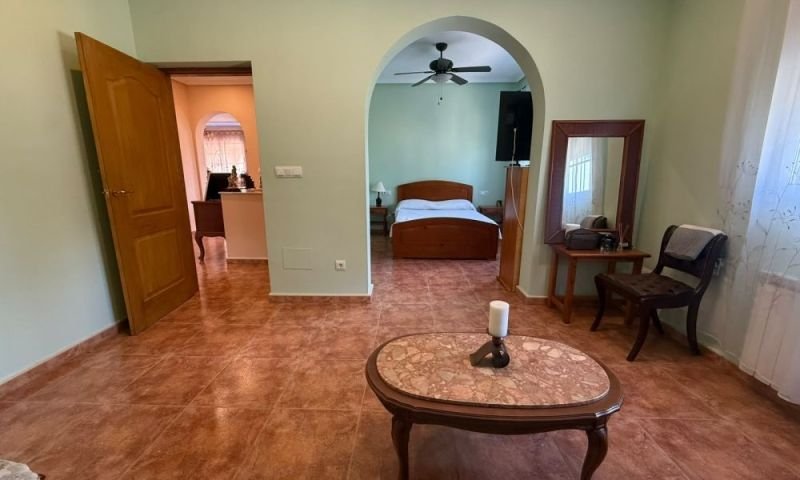 Villa individuelle avec 5 chambres et 6 salles de bains