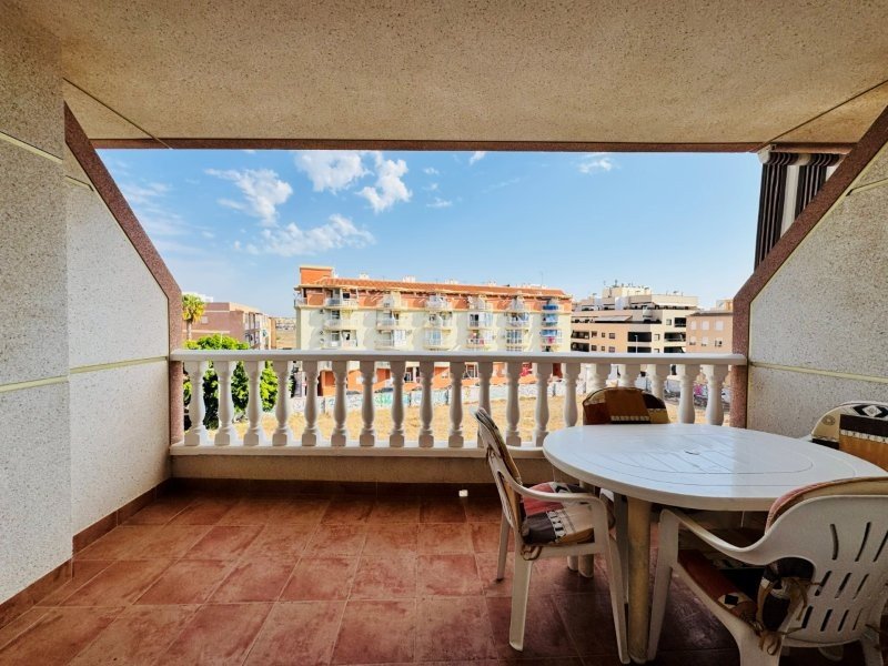 La Mata: Appartement avec 2 chambres, 2 salles de bains et une place de parking souterrain, à seulement 200 m de la plage La Mata: Appartement avec 2 chambres, 2 salles de bains et une place de parking souterrain, à seulement 200 m de la plage