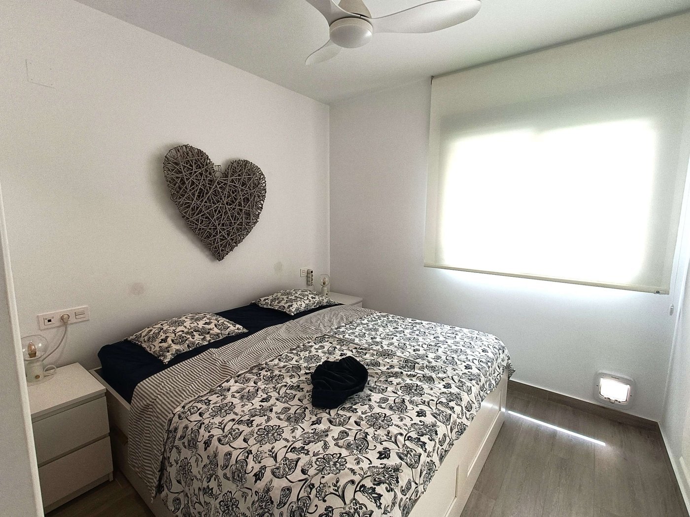 Appartement moderne de 3 chambres au rez-de-chaussée avec jardin privé