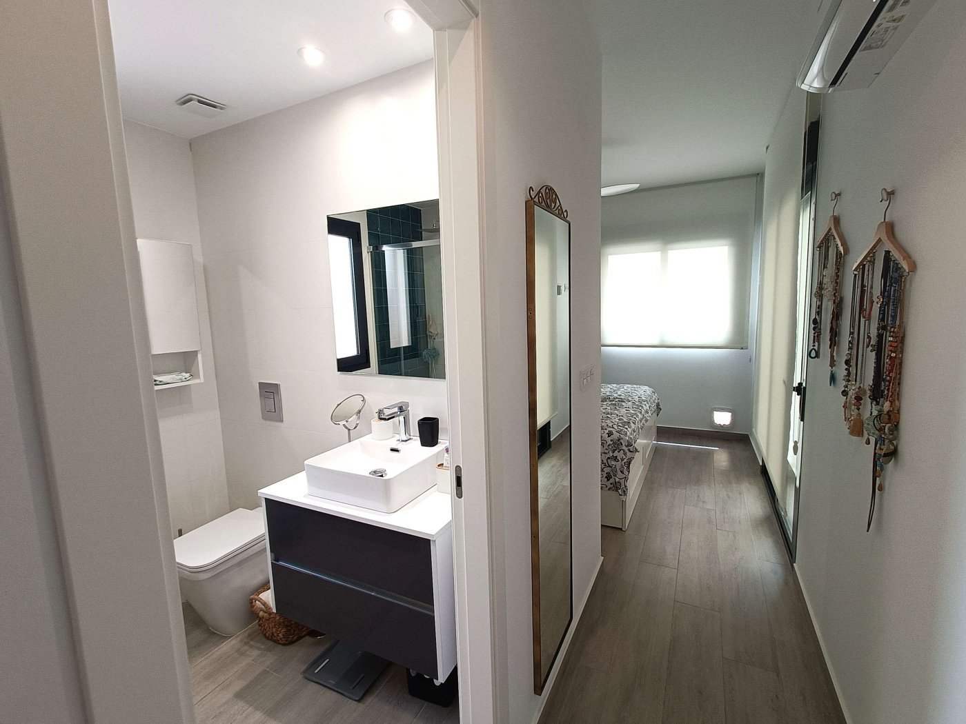 Appartement moderne de 3 chambres au rez-de-chaussée avec jardin privé
