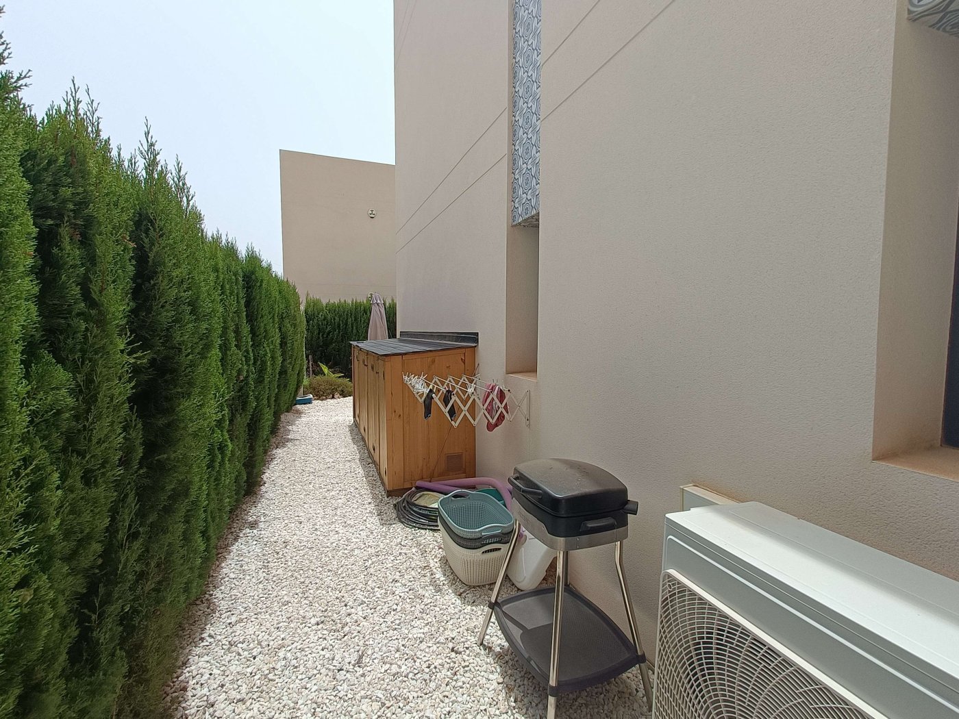 Appartement moderne de 3 chambres au rez-de-chaussée avec jardin privé