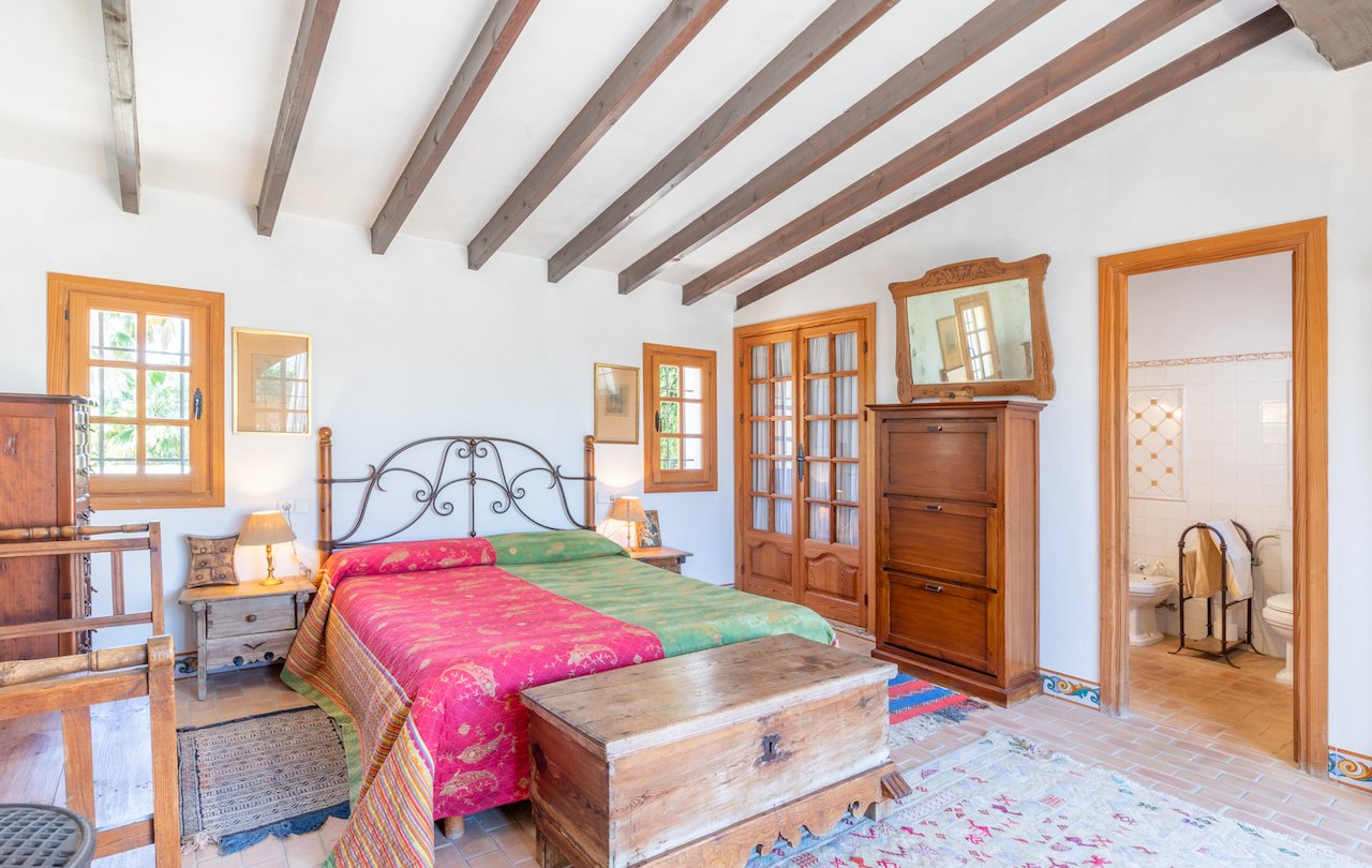 Magnifique propriété rustique de style valencien traditionnel, dotée de tous les détails luxueux