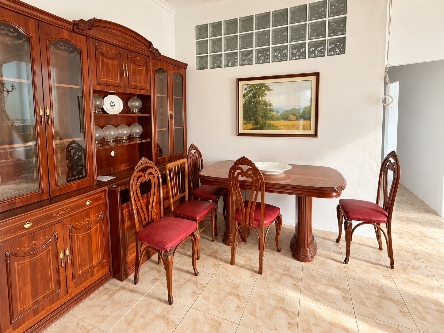 Maison de village avec patio, garage et grandes terrasses à Pego